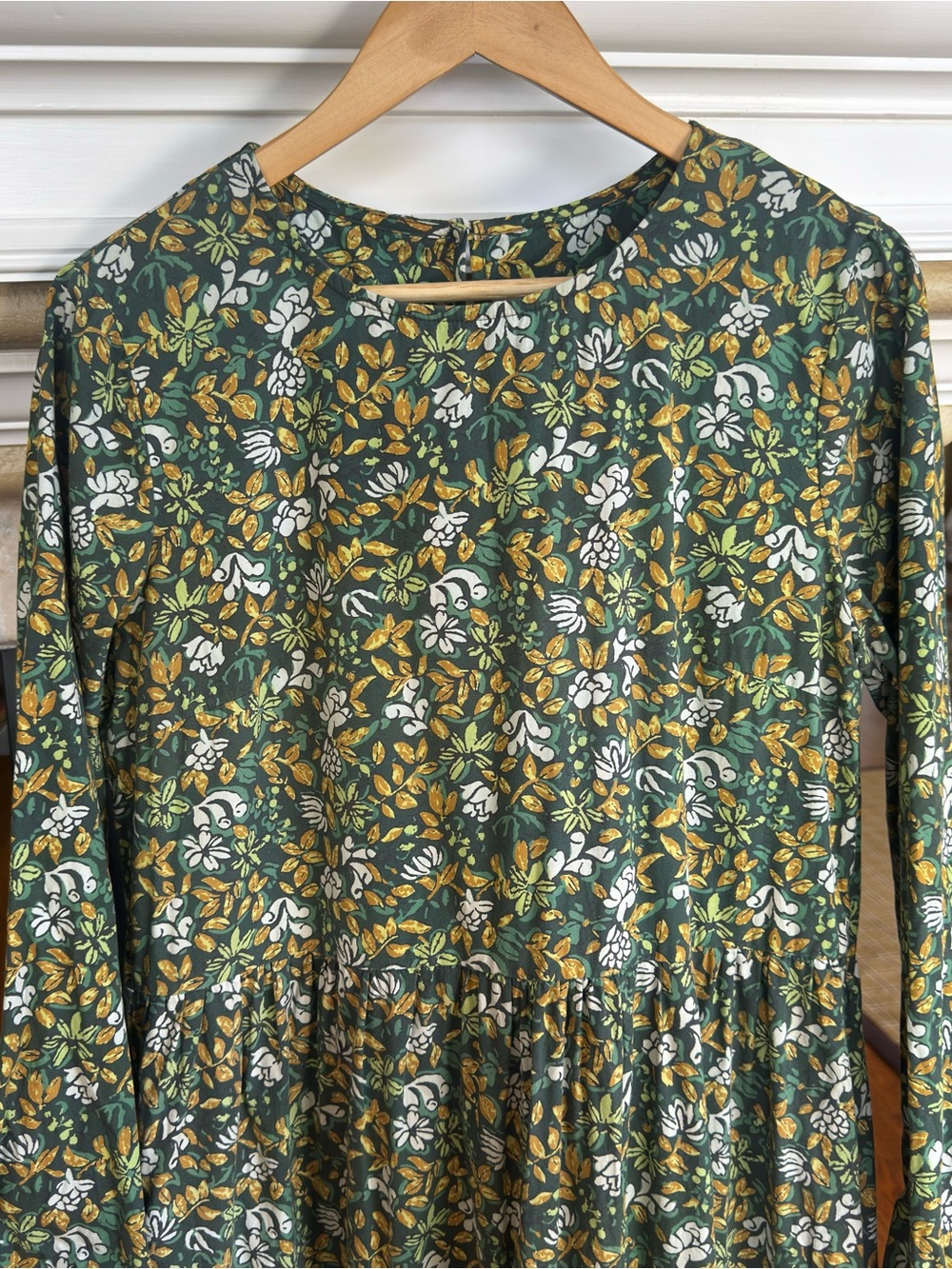 Floral Green Tiered Maxi Dress - Picture 4 of 7